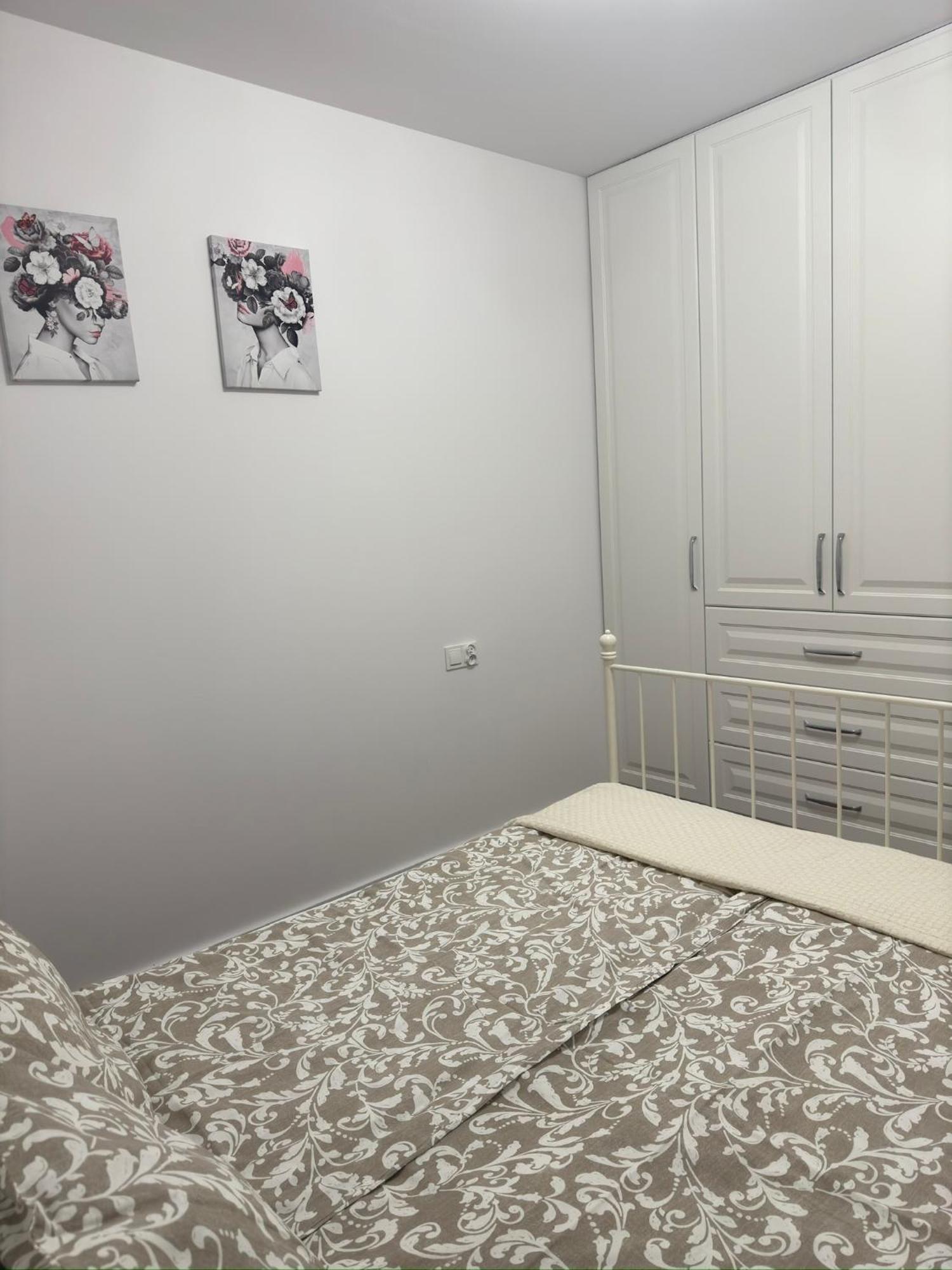 Apartament Grojec Exterior foto